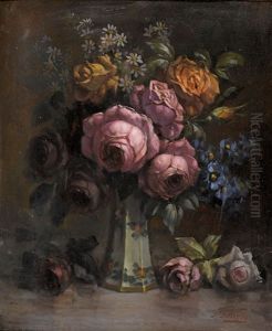 Rosenbouquet In Porzellanvase