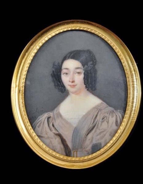 Portrait De Femme De Face, A Mi-corps, En Robe Gris Rose - view 1
