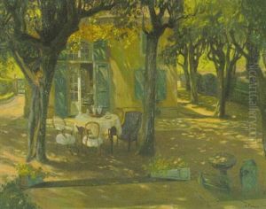 Mutters Garten. Gedeckter Kaffeetisch Im Halbschatten Der Baume Vor Dem Landhaus
