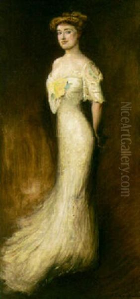 An Elegant Beauty Full-length - view 1