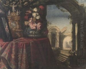 Natura Morta Con Vaso Metallico, Fiori, Un Orologio E Uno Specchio Su Sfondo Di Architettura