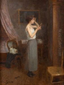 Jeune Femme Dans Sa Chambre Se Coiffant