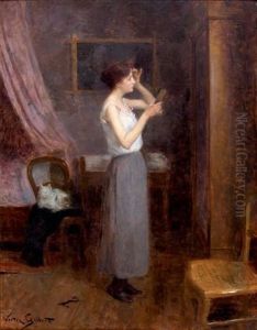 Jeune Femme Se Coiffant