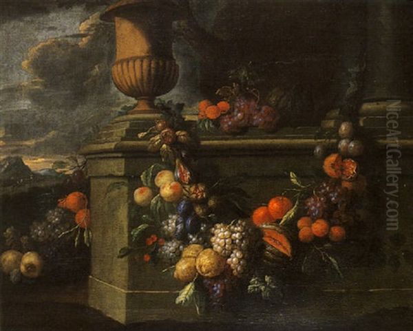 Guirlande De Fruits Decorant Une Architecture Classique - view 1