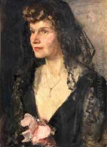 Senora Con Mantilla