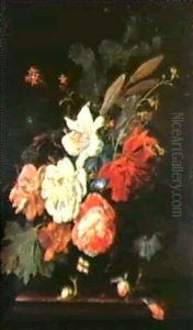 Bouquet De Fleurs Dans Un Vasetranslucide Pose Sur Un       Entablement
