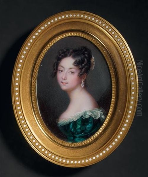 Portrait De Jeune Femme Brune En Buste, Vetue D'une Robe De Satin Vert Largement Decolletee Et Bordee De Dentelle - view 1