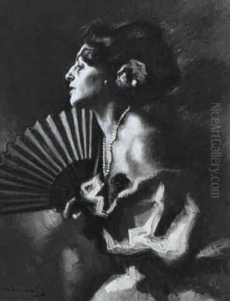 Elegante Dame In Abendrobe - view 1