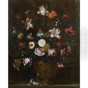 Bouquet De Fleurs Dans Un Vase Baroque Sur Un Etablement