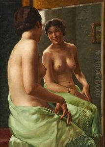 Jeune Femme Au Buste Denude Se Mirant Jeune Femme Au Buste Denude Se Mirant