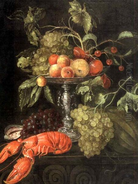 Coupe De Fruits, Raisins Et Homard Sur Une Table - view 1