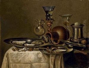 Roemer, Huitres Et Noisettes Dans Des Plats En Etain Poses Sur Une Able Drapee D'une Nappe Blanche Roemer, Huitres Et Noisettes Dans Des Plats En Etain Poses Sur Une Able Drapee D'une Nappe Blanche