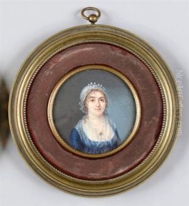 Portrait De Jeune Femme En Robe Et Bleue Et Caraco De Voile Blanc Agrafe D'une Broche, Bonnet De Dentelle Et Coiffee De Boucles Retombantes