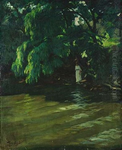 Flusufer Mit Bluhenden Baumen, In Deren Schatten Steht Eine Weisgekleidete Frau Und Blickt Auf Das Wasser - view 1