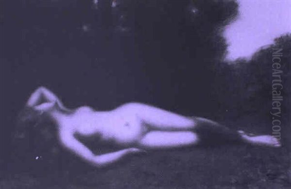 Jeune Femme Allongee - view 1