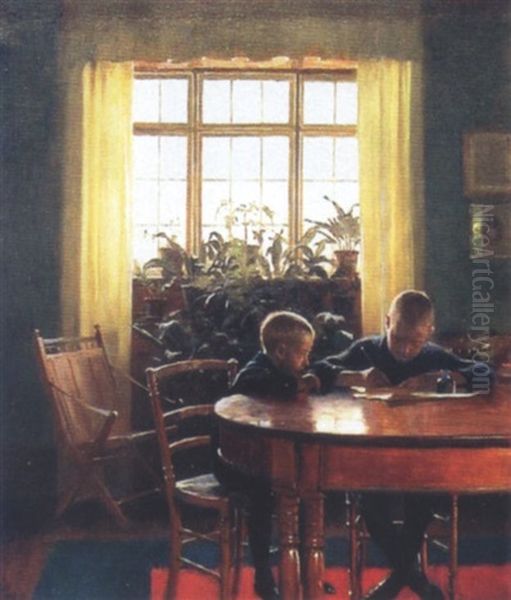 Interior Med To Drenge Siddende Ved Et Bord - view 1