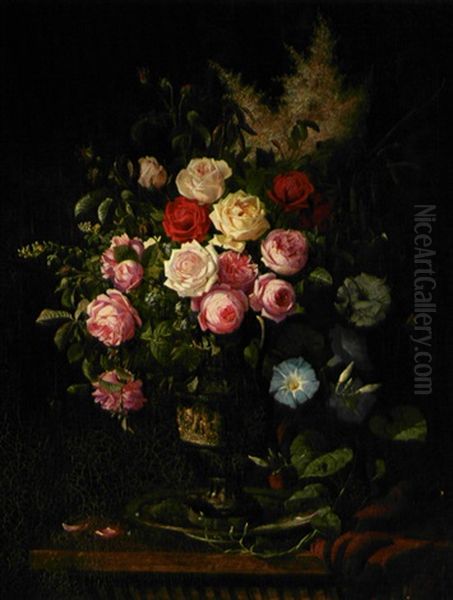 Forskjellige Roser Og Andre Blomster I En Vase - view 1