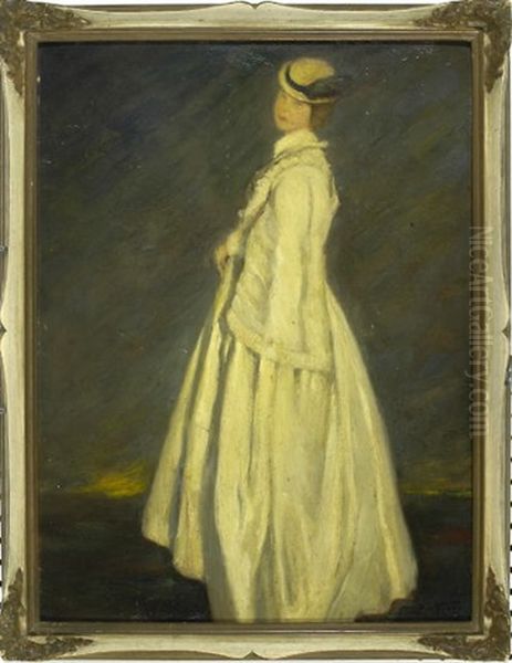 Dame Mit Hut In Heller Flanierkleidung Vor Dunklem Hintergrund - view 1