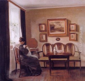 Interior Med Broderende Dame Ved Vinduet