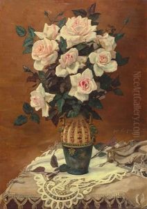 Prachtvoller Rosenstraus In Jugendstilvase