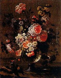 Bouquets De Fleurs Dans Des Vases En Verre Avec Deux Petits Oiseaux