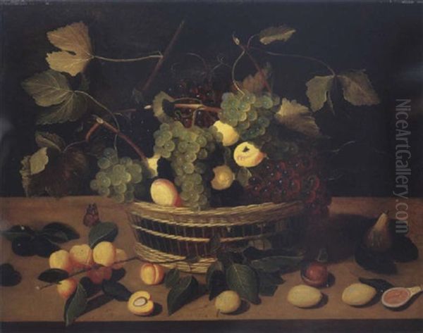 Un Panier De Raisins Et D'abricots, Des Branches D'abricotier, Des Prunes Et Des Figues Sur Un Rebord En Bois - view 1