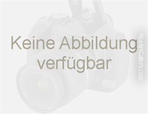 Sitzende Schwarzafrikanerin