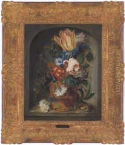 Blumenstraus In Einer Steinernen Vase