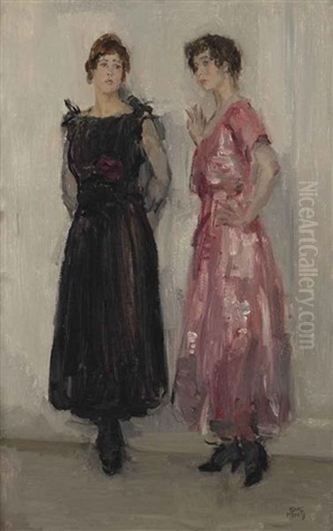 Ippy And Gertie Posing At Fashion House Hirsch, Amsterdam - view 1