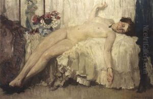 Jeune Femme Etendue Sur Un Sofa Jeune Femme Etendue Sur Un Sofa