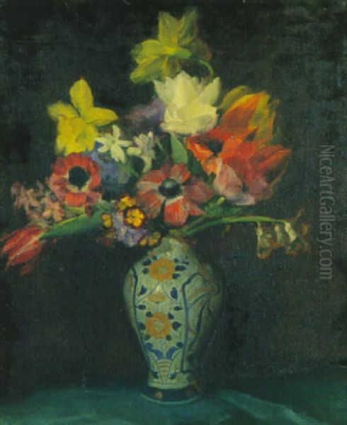 Blumenstilleben Mit Chinesischer Vase Auf Grunem Tuch - view 1