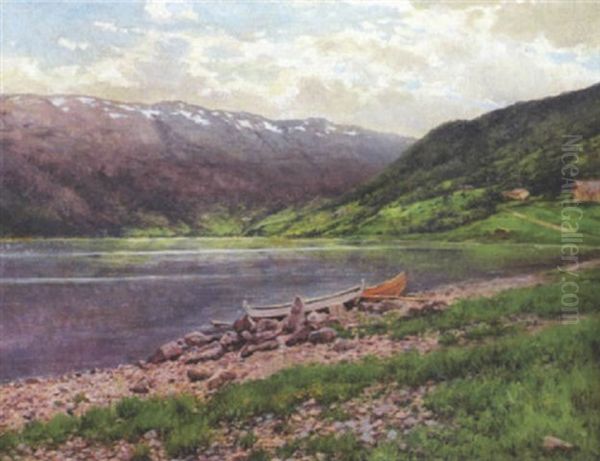 Norsk Fjordlandskab Med Optrukne Robade - view 1