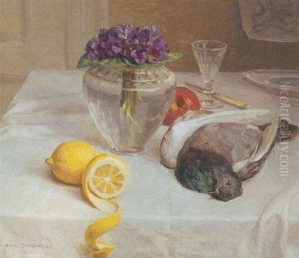 Opstilling Med Due, Citron Og Violer I Glasvase - view 1