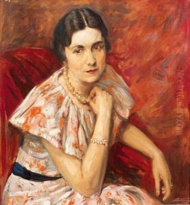 Femme Au Collier De Perles
