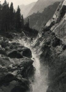 Gischtender Gebirgsbach by Otto Werner-Henning von Kamecke