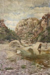 Zomers Rotslandschap Met Jongen Zittend Aan Het Water Zomers Rotslandschap Met Jongen Zittend Aan Het Water