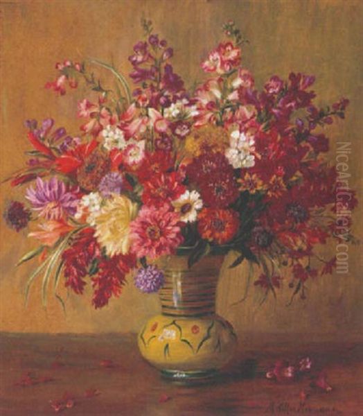 Herbstblumenstraus In Vase - view 1
