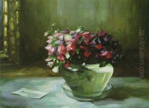 Eine Mit Wicken Gefullte Vase Eine Mit Wicken Gefullte Vase