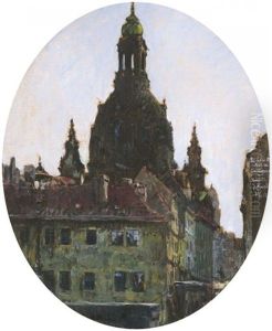 Blick Durch Altstadtgassen Auf Die Kuppel Der Dresdener Frauenkirche Blick Durch Altstadtgassen Auf Die Kuppel Der Dresdener Frauenkirche