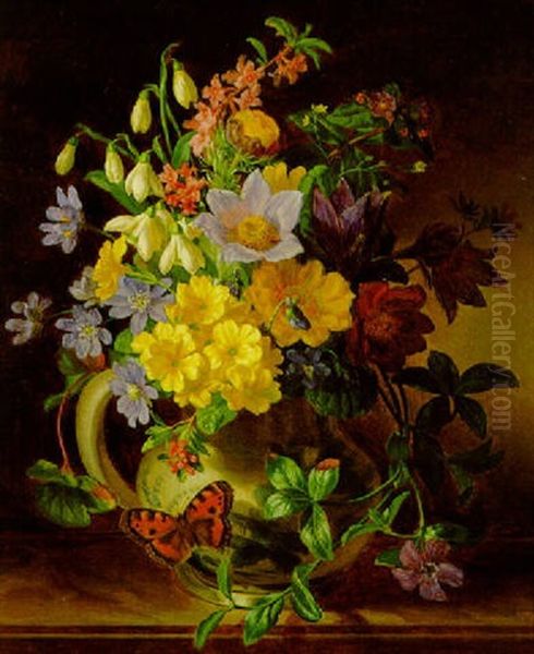 Blumenstraus Mit Primeln, Schneeglockchen, Seidbast Und Kuchenschelle In Einem Tonkrug - view 1