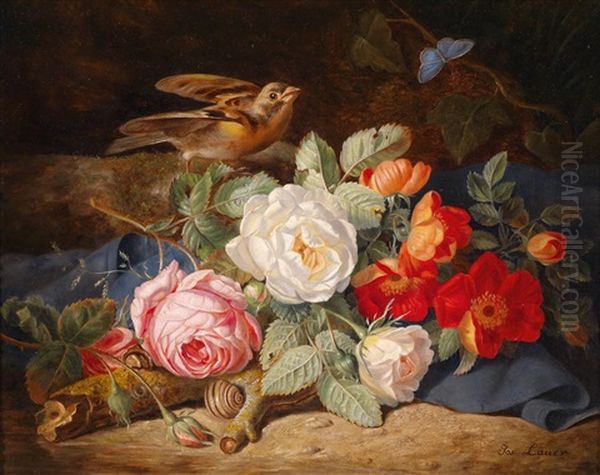Blumenstuck Am Waldboden Mit Rosen, Schmetterling Und Schnecke - view 1