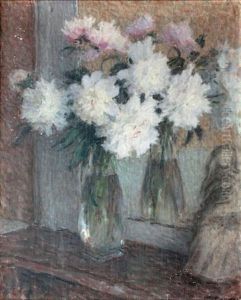 Bouquet De Pivoines Dans Un Vase Aupres D'un Miroir