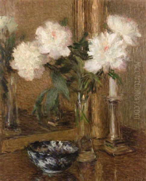 Vase De Fleurs Devant La Glace - view 1