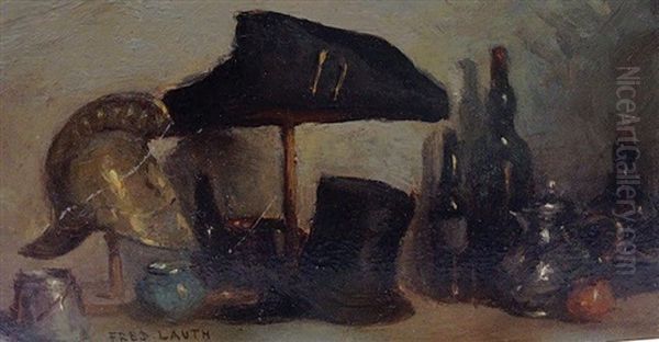 Composition Au Casque, Bicorne Et Haut De Forme - view 1