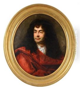 Portrait D"homme Drape Dans Un Manteau Rouge