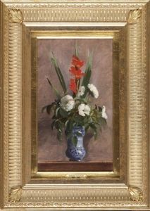 Blumenstrauss In Steingutvase Auf Einem Podest