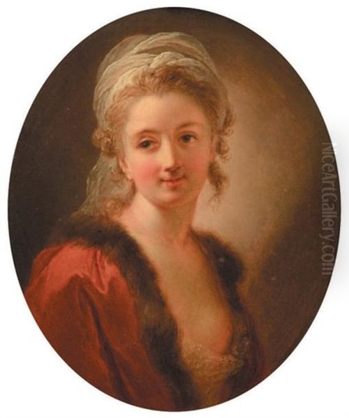 Portrait De Jeune Femme En Manteau Rouge A Col De Fourure La Poitrine Decouverte - view 1