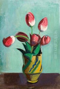 Rote Tulpen In Keramikkrug
