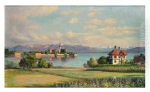 Blick Uber Den Malerwinkel Auf Villa, Wasserburg Und Gebirgssilhouette An Einem Prachtvollen Fruhlingstag