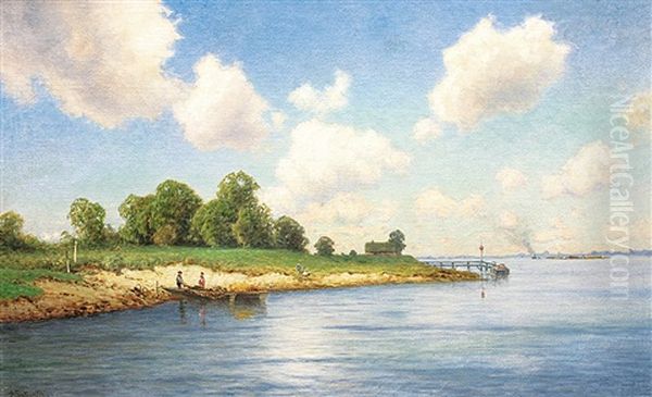 Kustenpartie Mit Personen Und Booten Auf Nes-sand - view 1